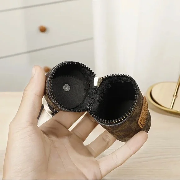 Brown Cilinder Lipstick Holder Keychain - Picture 5 of 6